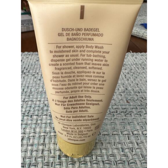 CLINIQUE AROMATICS ELIXIR BODY WASH 75 ML/2.5 FL.OZ. - Picture 2 of 4